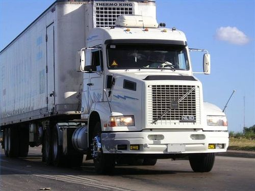 New Fed rule bans hand-held cellphone usage for Trucker Drivers